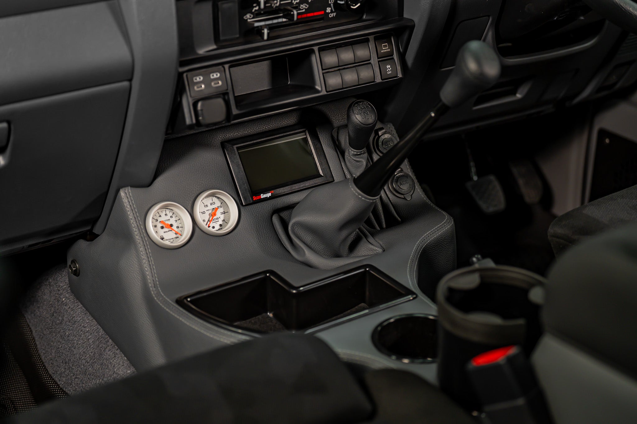 Full Length Consoles – Custom 4WD Centre Consoles | DOTI Automotive