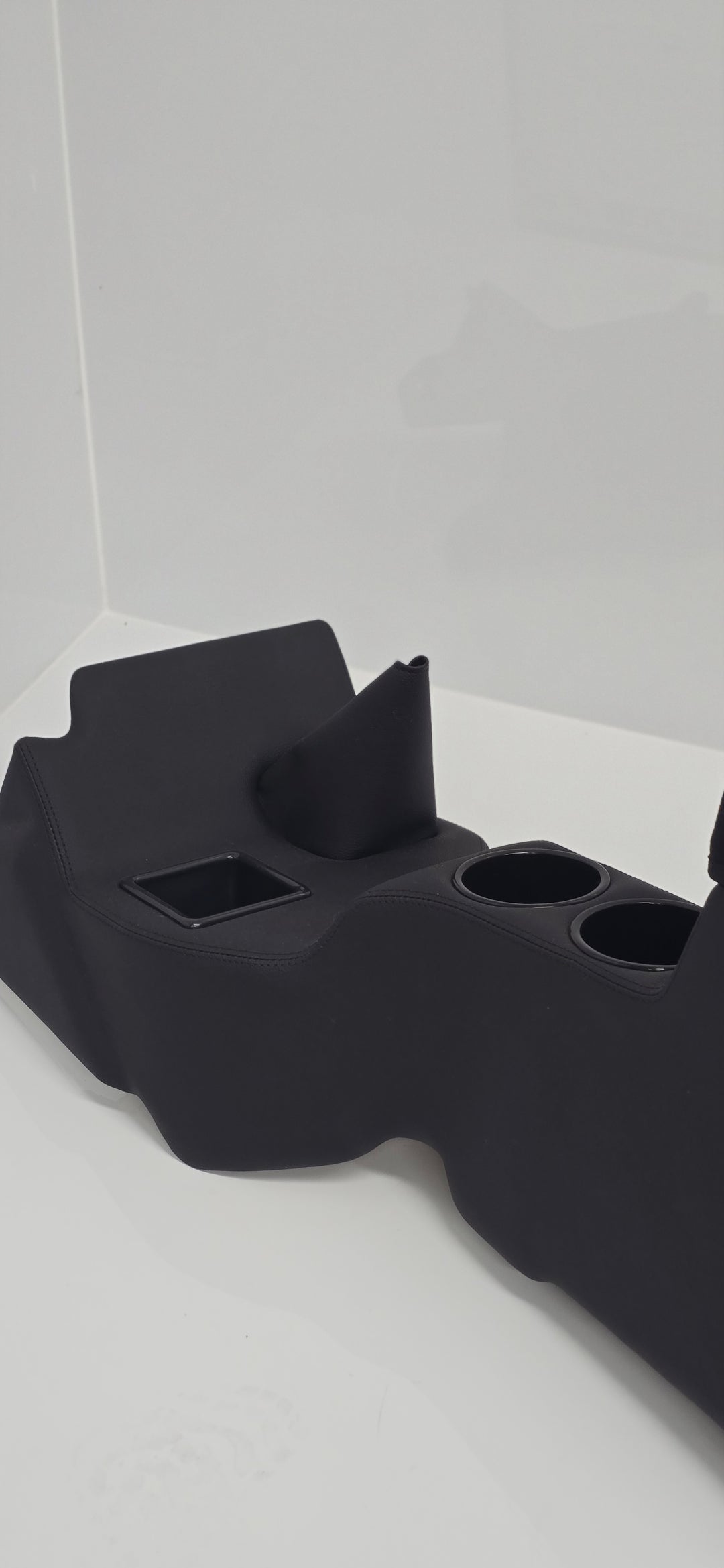 EXDIS#37 – Full Length Floor Console