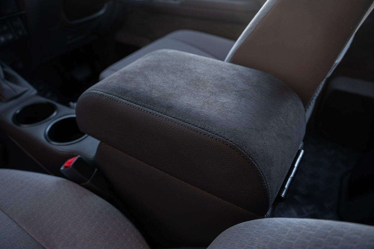 2.8L (1GD) Auto Centre Compartment- 76 Wagon and 79 Dual Cab