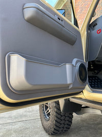 80 Series Front Speaker Door Pods