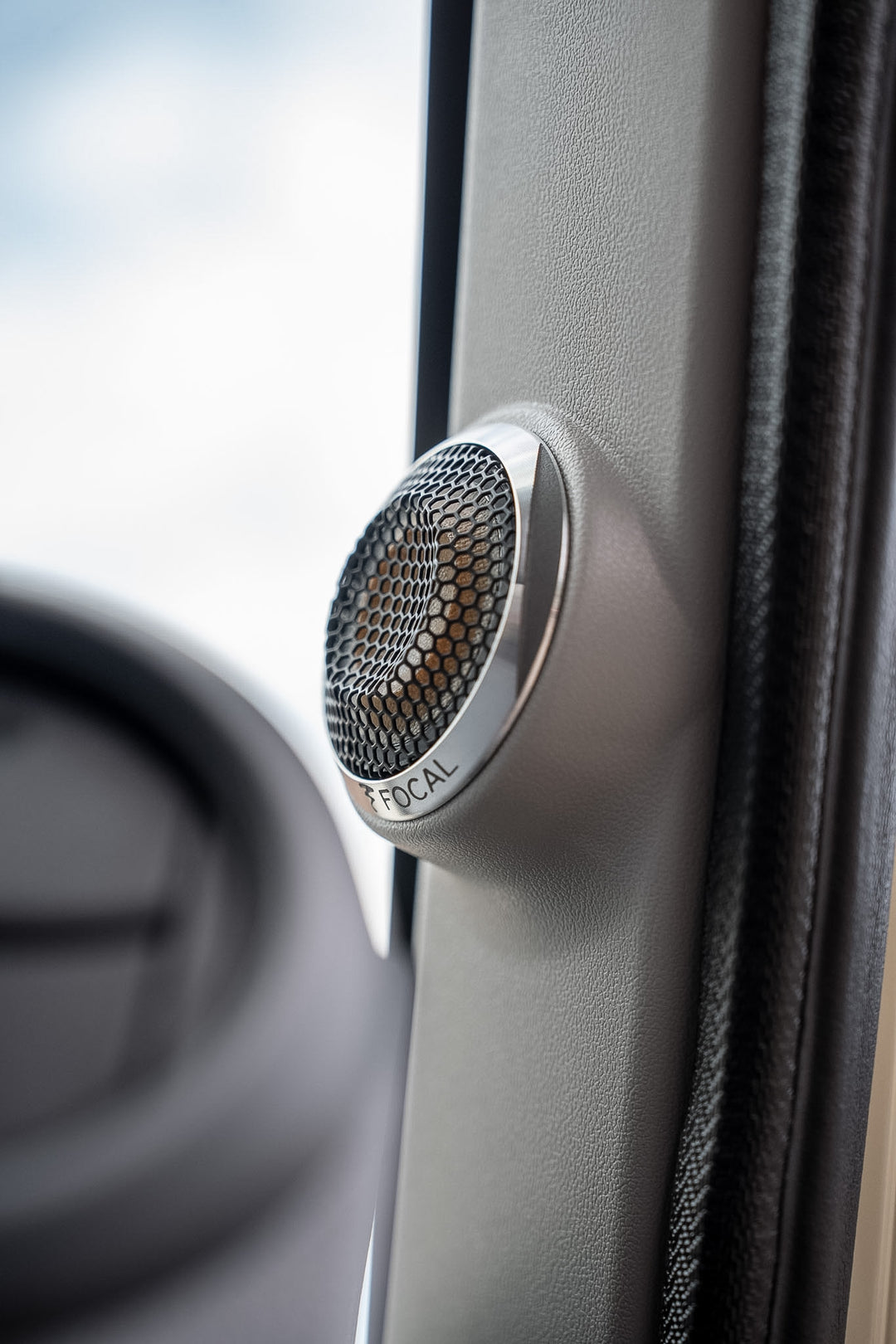 Tweeter Pillar Pods – LandCruiser 70 Series Stereo Upgrade