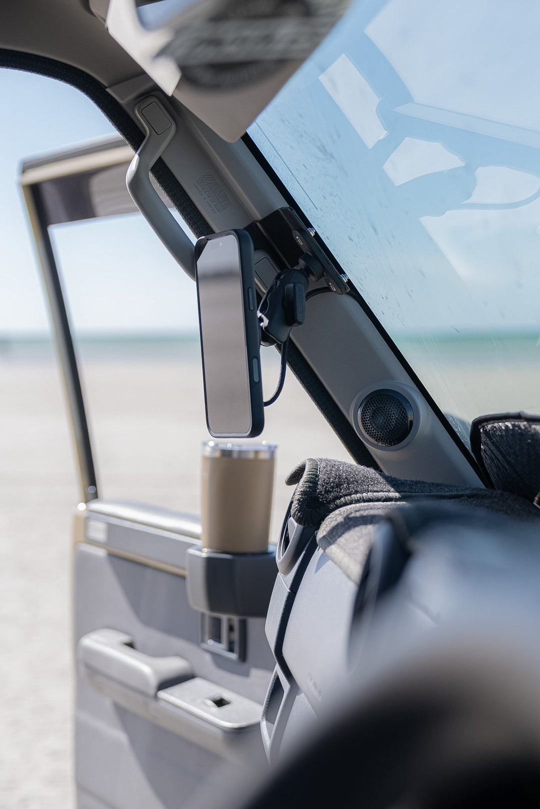 Pillar Bracket to suit Quad Lock