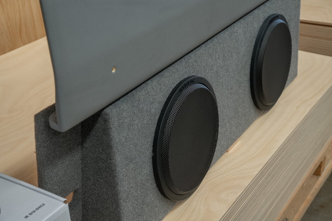 Rear Wall Panel with Dual Subwoofer Enclosure | 79 Dual Cab