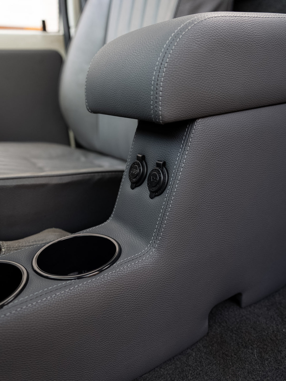 Original Full Length Floor Console- 75 Series Ute
