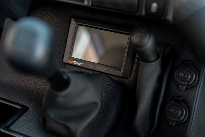 Premium Floor Console - Charging Sockets & Scan Gauge III