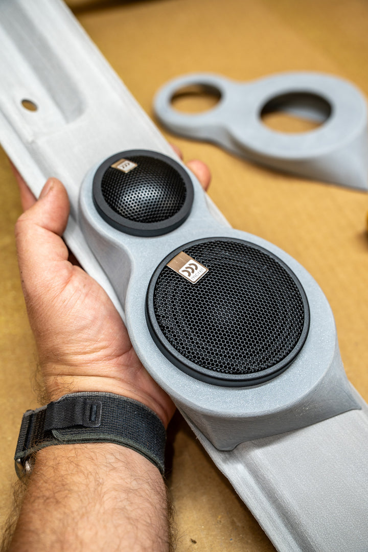 70 Series : 3-Way A-Pillar Speaker Pods