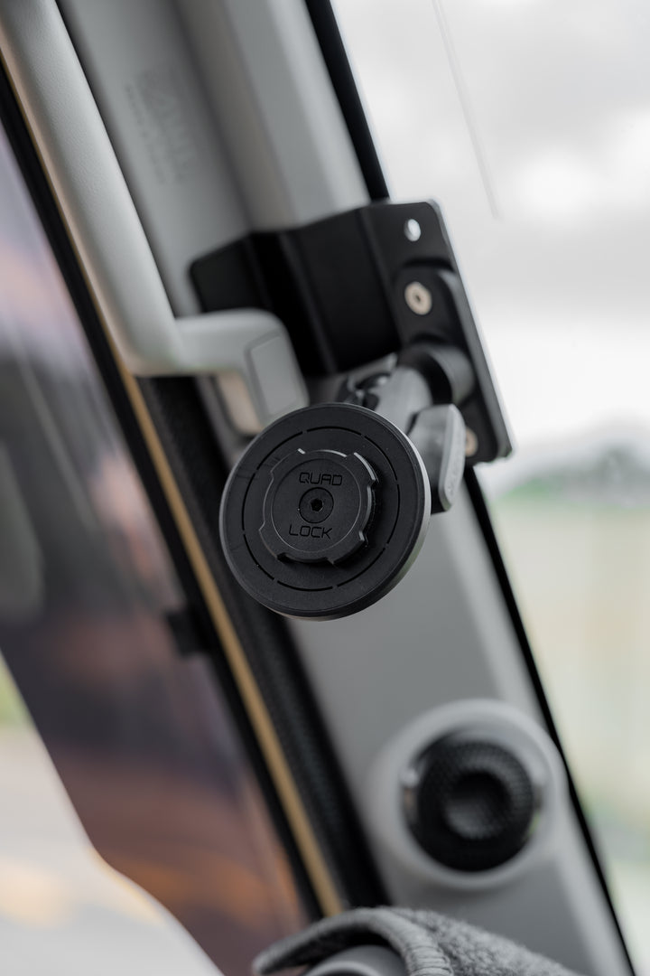 Pillar Bracket to suit Quad Lock