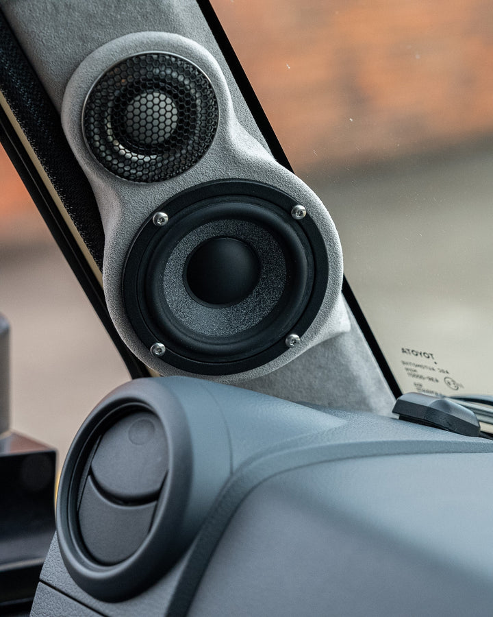 70 Series : 3-Way A-Pillar Speaker Pods