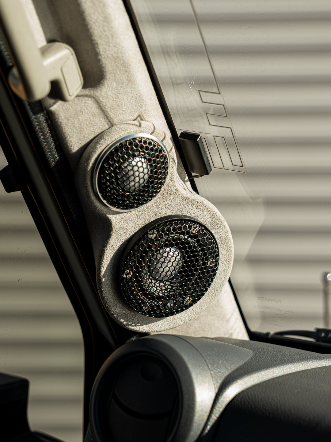 3-way A-Pillar Speaker Pods 70 Series LandCruiser (Tweeter + Midrange)
