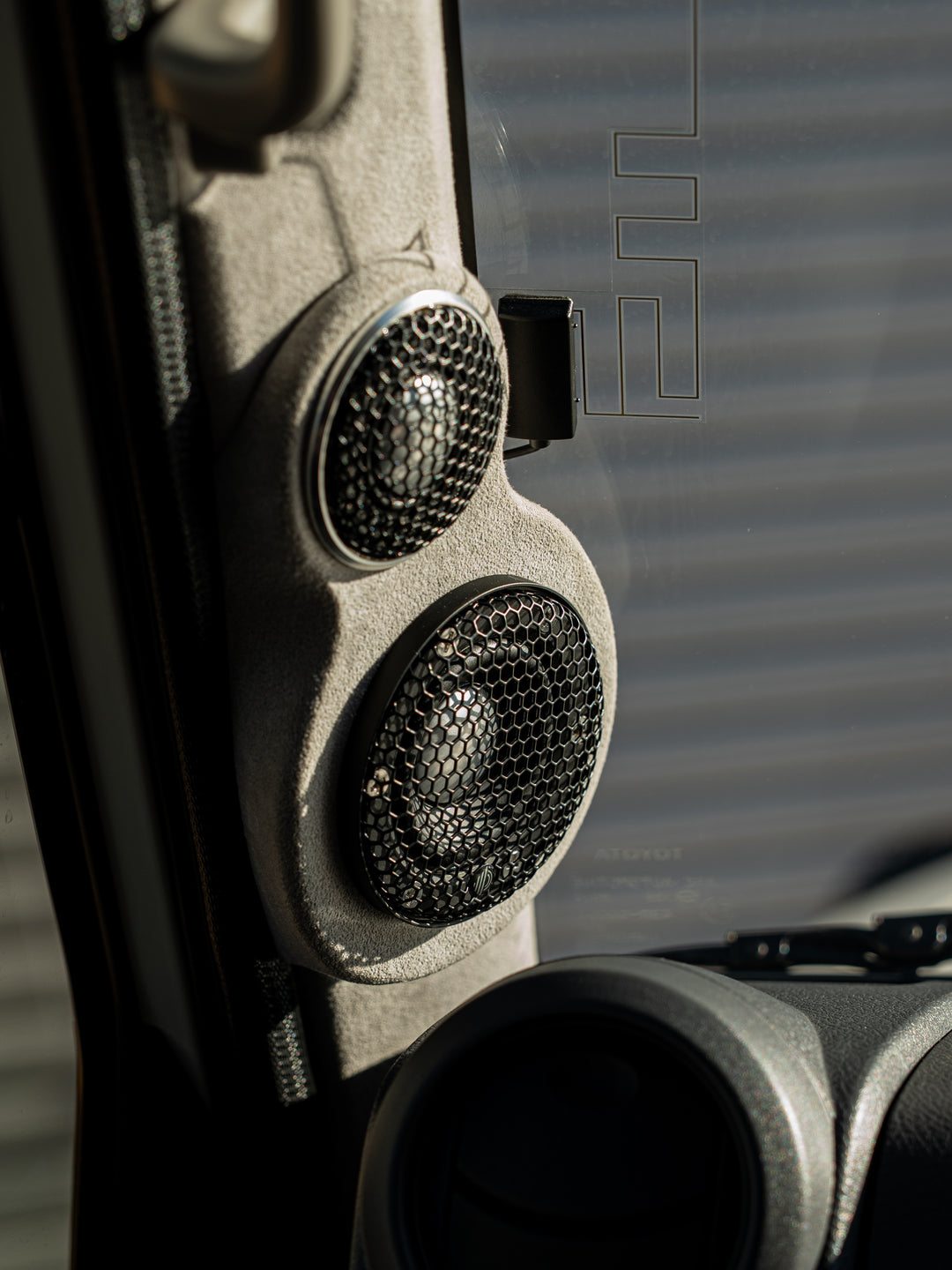 3-way A-Pillar Speaker Pods 70 Series LandCruiser (Tweeter + Midrange)