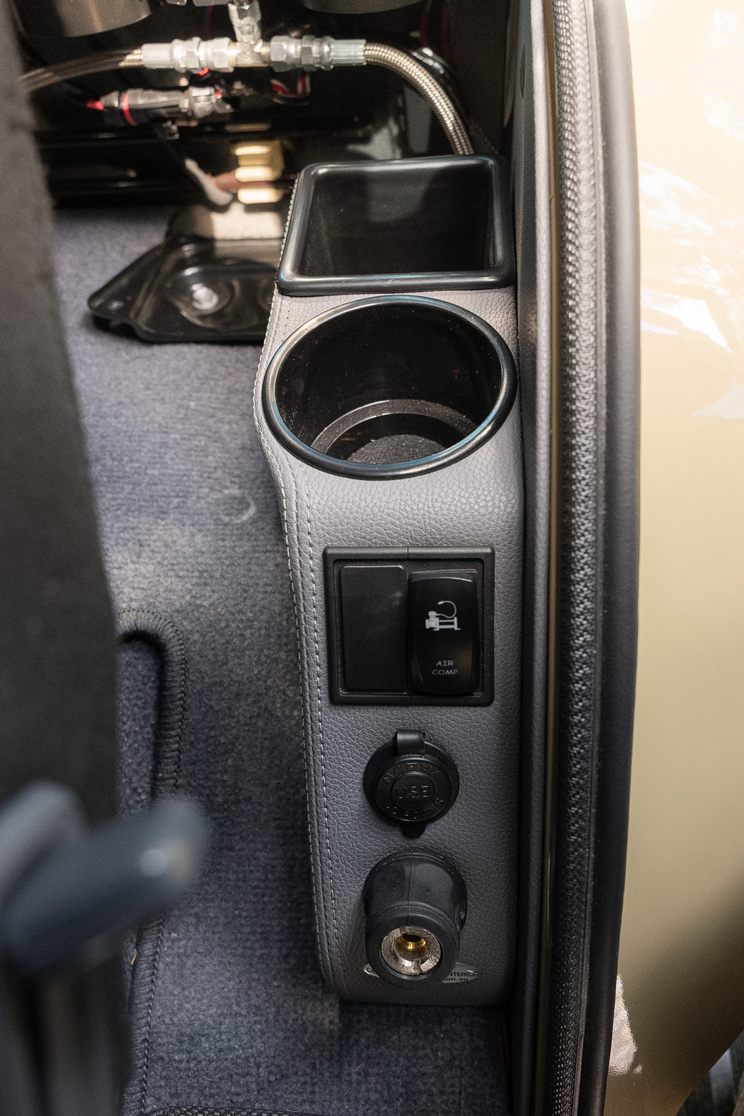 Rear Side Consoles (pair)