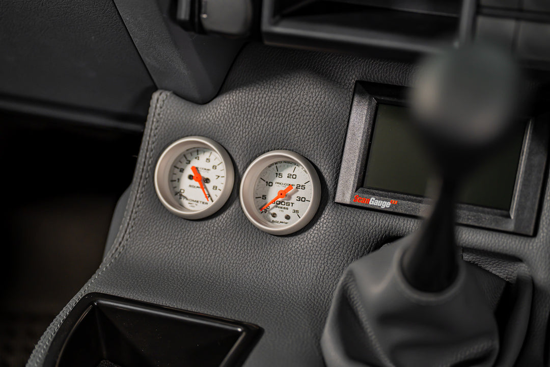 Original Floor Console - 2 Gauges Holes & Scan Gauge III