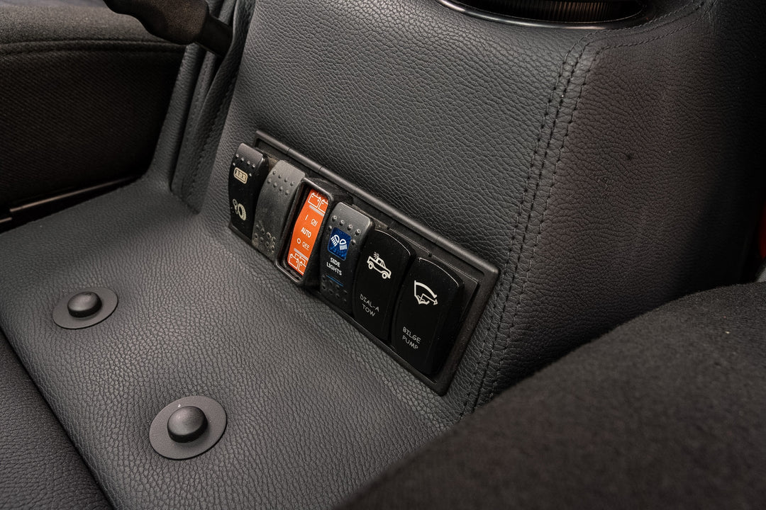 Centre Floor Compartment to suit the Nissan GQ Patrol