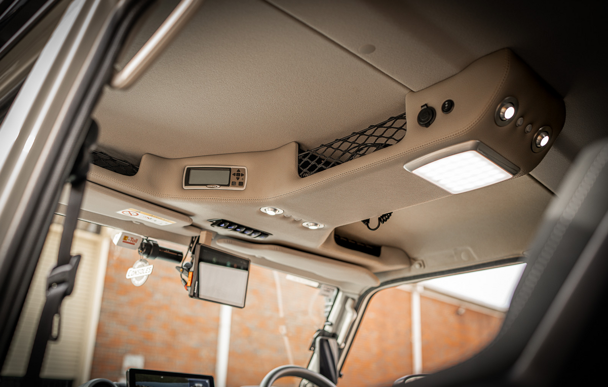 T Shape roof console fitting points