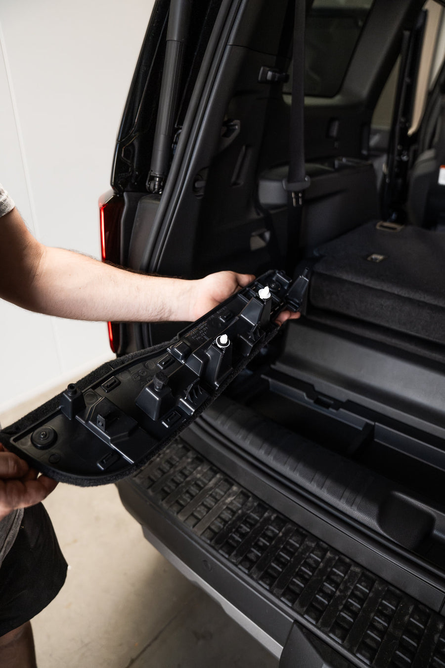250 Prado Fitting Instructions – DOTI Automotive